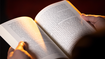 The End Book Test by Angelo Carbone (Gimmick and Online Instructions)