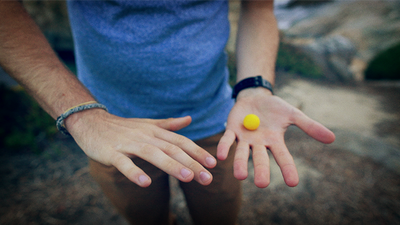 Moments (DVD and Gimmick) by Rory Adams 