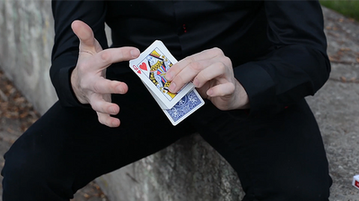 FOCUZ (Gimmicks and Online Instructions) by Peter Eggink