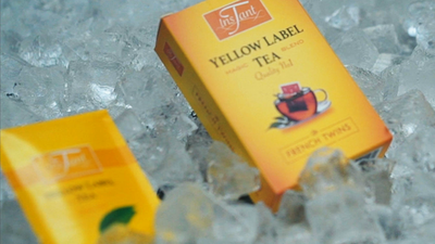 Instant T Red / 2019 (Gimmicks and Online Instructions) by The French Twins