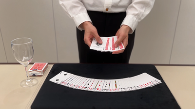 Parlour Collectors 2.0 RED (Gimmicks and Online Instructions) by JT