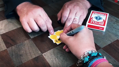 PICK ME (BLUE) by Mickael Chatelain