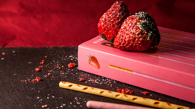 P TO P PADDLE: STRAWBERRY EDITION (With Online Instructions) by Dream Ikenaga & Hanson Chien