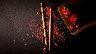 P TO P PADDLE: STRAWBERRY EDITION (With Online Instructions) by Dream Ikenaga & Hanson Chien