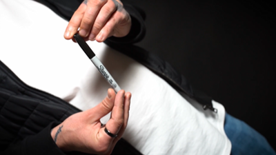 Visual Pen (Gimmicks and Online Instructions) by Axel Vergnaud